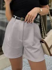 Shorts versáteis simples de cor sólida