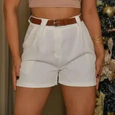 Short Alfaiataria Com Cinto Cintura Alta Com Bolsos Feminino Social