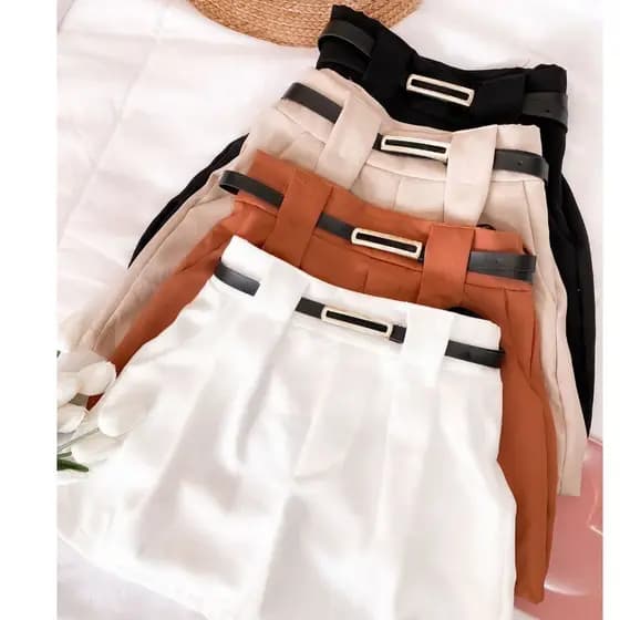 Short De Alfaiataria Feminino Com Cinto e Bolsos PROMOÇÃO