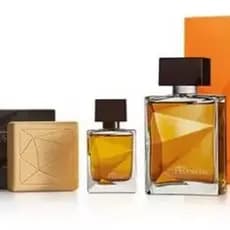 Presente Essencial Clássico = Deo Colônia + Deo Colônia Miniatura + 1 Sabonete em barra.