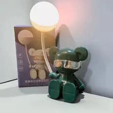 Candeeiro de mesa de urso de desenho animado que protege os olhos. Lembranças práticas para escritório, estudo e leitura