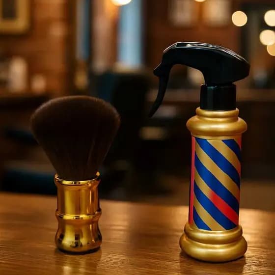 Kit Luxo para Barbearia - Borrifador Spray Dourado + Pincel Profissional - Design Moderno e Sofisticado