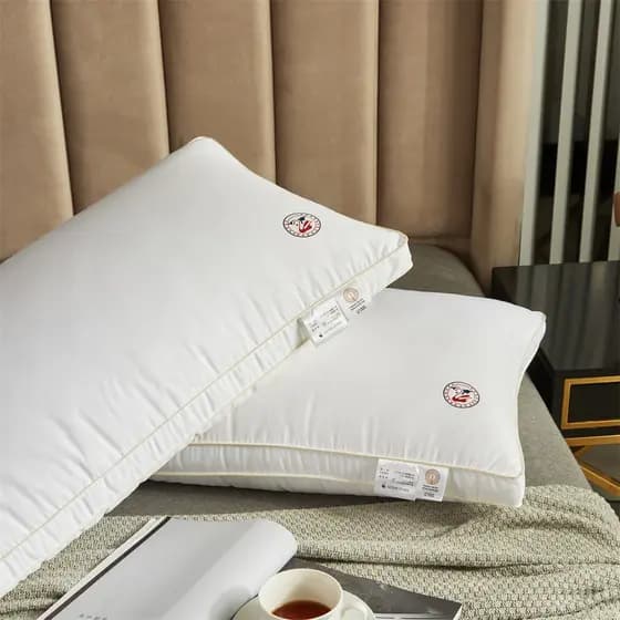 Almofada de hotel cinco estrelas ultra macia, feita de fibra de plumas de ganso branco, não propensa a deformar, proporc