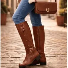 Kit Bolsa + Bota Montaria Feminina Cano Alto Com Detalhe em Fivela