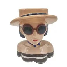 VASO MULHER CHAPEU CERAMICA DECORATIVO COLORIDO 21CM TUUT