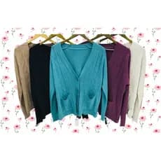 Blusa Cardigan de Tricô com Bolso e Botões Gola V M139
