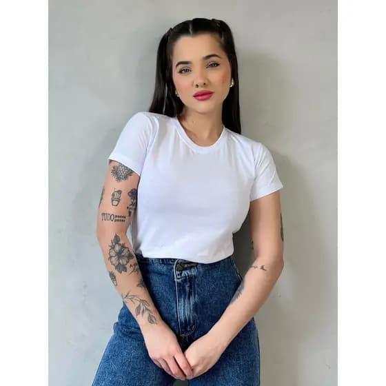 Blusa T-shirt Feminina Básica Dia a Dia Uniforme Algodão Confortável