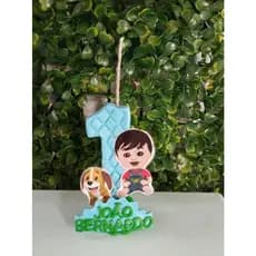 Vela em biscuit personalizada em vários tema Bom esponja, Monica , Emília , meninas superpoderosas, jardim e outras.....
