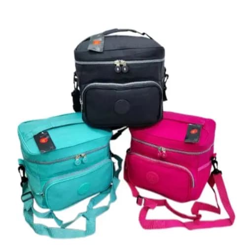 Bolsa Térmica Impermeável com Dois Bolsos Fechamento em Zíper Lancheira Termica com Alças Marmita