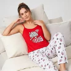 Pijama Netflix Feminino Adulto Com Calça E Regata Em Suede Modinha