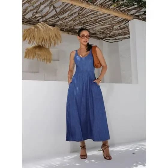 VESTIDO JEANS MID DE ALÇA COM BOLSO E ELASTEX NAS COSTAS