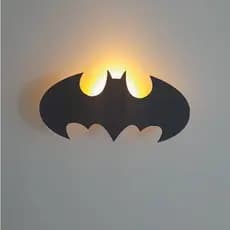 Luminária Batman Abajur Geek Decorativo com Iluminação do Morcego Quarto de Herói