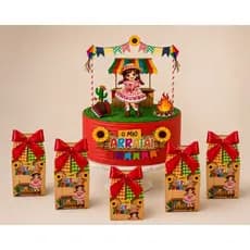 Topo de bolo e Caixinhas para Decoração de festa de aniversário/ Tema Festa junina/com nome e idade.