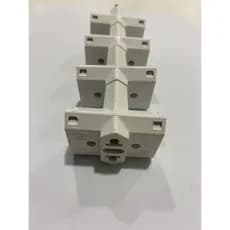 Adaptador de tomada triplo (T) 10A/20A universal 4 unidades