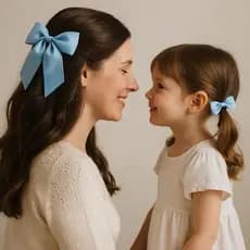 Laços Mãe e Filha • Kit com 3 Peças • Várias Cores • Laço de Cabelo Infantil e Adulto