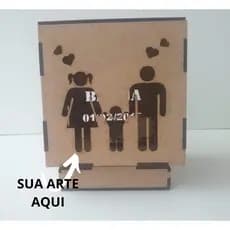 Luminária Giratória Personalizável em MDF com LED Recarregável e Projeção Única