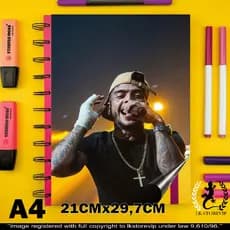 capa de caderno adesivo A4  mc kevin homenagem favela mc´s 8k Alta qualidade