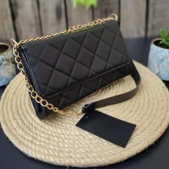 Linda Bolsa Festa Bordada Com Alça Dourada Transversal sk 02