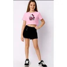 camiseta CROPPED infantil e juvenil estampa HELLO multicolor