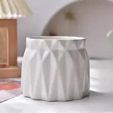 Vaso Geométrico Multiuso – Ideal para Plantas, Velas, Porta-Caneta e Decoração de Jardim e Ambiente