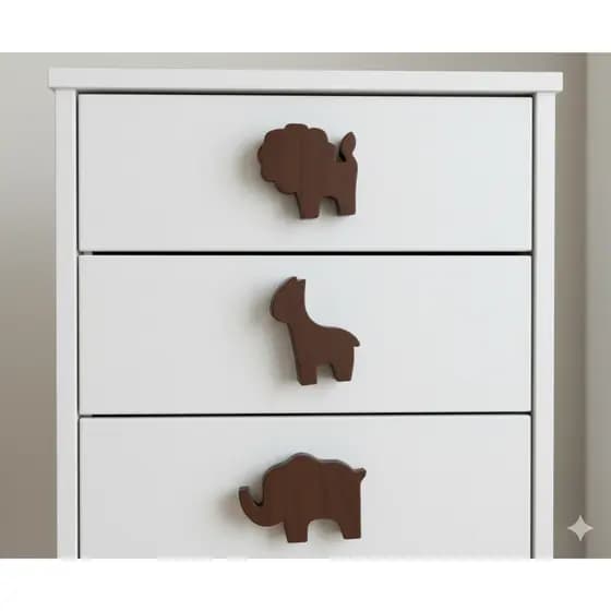 5 Puxadores Animais Elefante - Girafa - Leão de Madeira para Gavetas ,Cômodas e Portas.