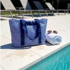 Bolsa de Praia e Piscina em Tricoline 100% Algodão – Estampa Chevron Azul e Branca