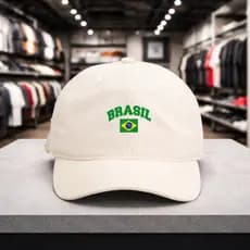 Boné Aba Curva Brasil Bandeira Seleção Pais Tecido Algodão Regulagem de Tamanho Unissex Tendência