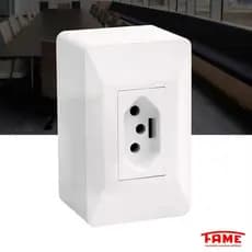 Tomada Sobrepor 2P+T 10A 250V Branco Fame