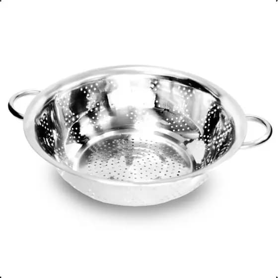 Escorredor de Arroz Inox 24cm com Furos Finos e Alças Laterais Escorredor Massa Macarrão