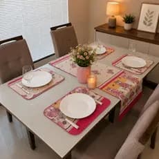 Kit Jogo Americano + 1 Caminho de Mesa (5 peças) - CASA E DECORAÇÃO