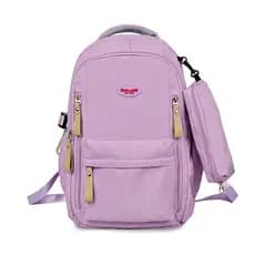 Mochila  estilosa  leve e com grande capacidade