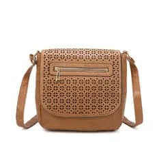 Mochila vintage e compacta com estampa delicada ideal para o dia a dia e para o trabalho