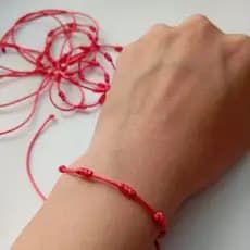 Pulseira 7 nós Vermelha de Proteção Kabbalah Ajustável Para Bebê até Adulto