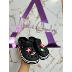 Sapato Babuche lindo com alça confoprto antiderrapante casual pequena sereia estilo acomapnha qautro pins