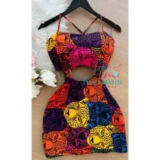 Vestido Macaquinho Estampa Onça com Shorts por baixo, possui bojo, Alça Fina Ajustável, A pronta Entrega