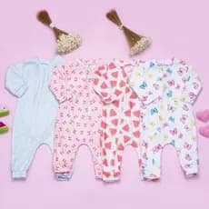 Macacão Para Bebê Combo 4 Peças Menina Em Soft Com Zíper Quentinho Inverno Fácil de Vestir Exclusivo