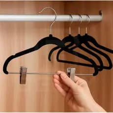 Cabide Slim Veludo Preto com 10 presilhas 5 unidades