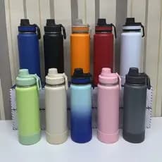 Garrafa Térmica com Bota De Silicone Protetora 350ML/ 600ML/ 800ML  garrafa infantil volta das aulas