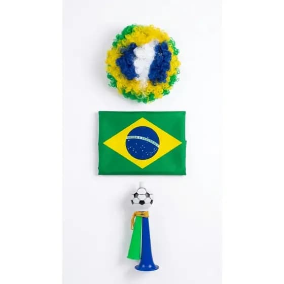 Kit Torcedor Brasil Copa Do Mundo Peruca Bandeira Corneta Torcida