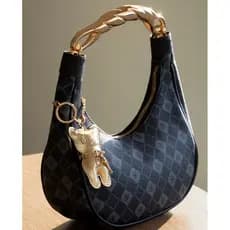 Bolsa Feminina Chenson Monograma Elemento Gráfico CG85392