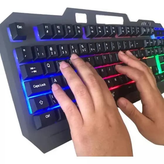 Teclado Gamer Semimecânico Rgb Led Retroiluminado Cor De Teclado Preto Idioma Português Brasil