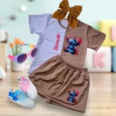 CONJUNTO INFANTIL SHORT SAIA E BLUSA STITCH E CAPIVARA.