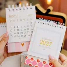CALENDÁRIO DE MESA A6 VERTICAL - 2026 + 2027