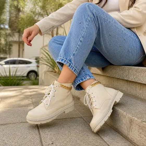 Bota Coturno Blogueira Feminino Salto Baixo Confortável Tendência