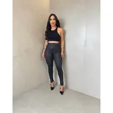 Calça Disco Peluciada Flanelada Térmica  Legging Cintura Alta Botão Fake Bolsos Skinny