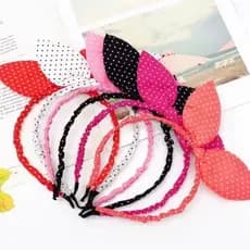 Tiara Laço em Pé com Apliques de Coração Coloridos Infantil/adultos Arco Menina.....cor aleatória