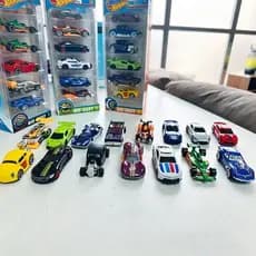 Kit Carrinhos de Ferro Miniatura 5 Peças Brinquedo Infantil Coleção Estilo Hot Wheels MA-135