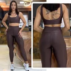 Conjunto Feminino de Academia Calça Legging + Top Regatinha Alta Compressão e Zero Transparência