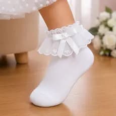 Meia Infantil com Renda e Laço – Delicada, Elegante e Confortável