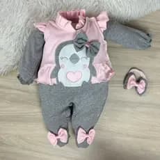 Macacão bebê menina pinguim bordado macio e confortável